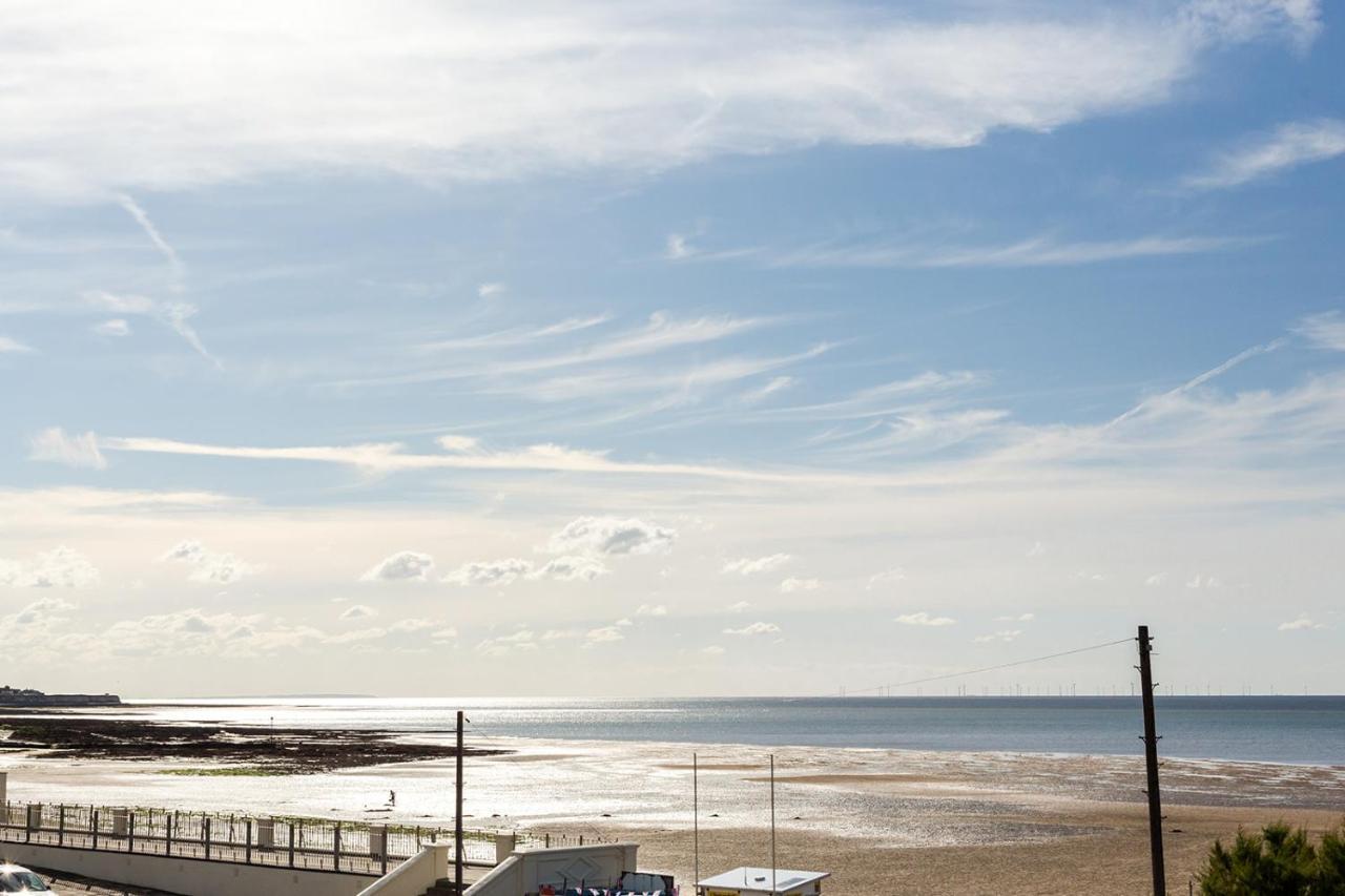A View Of The Bay- Panoramic Sea Views- Sleeps 4 Apartment Westgate-on-Sea Exterior foto